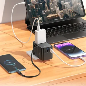 Hoco - Universal Charger (AC18)